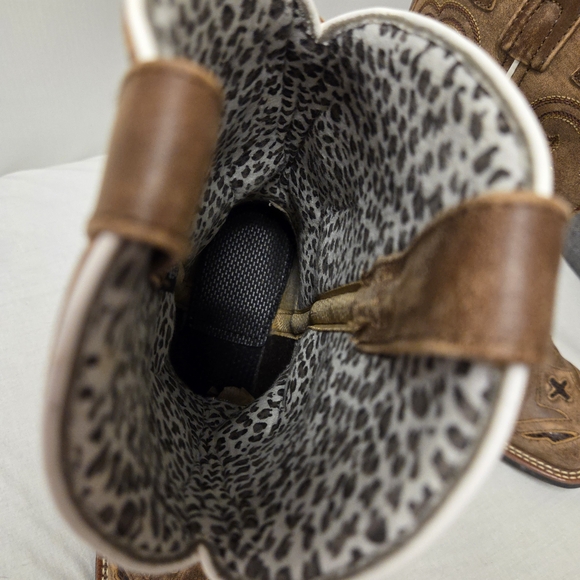 Brown Western Cowboy Boots - Picture 6 of 8